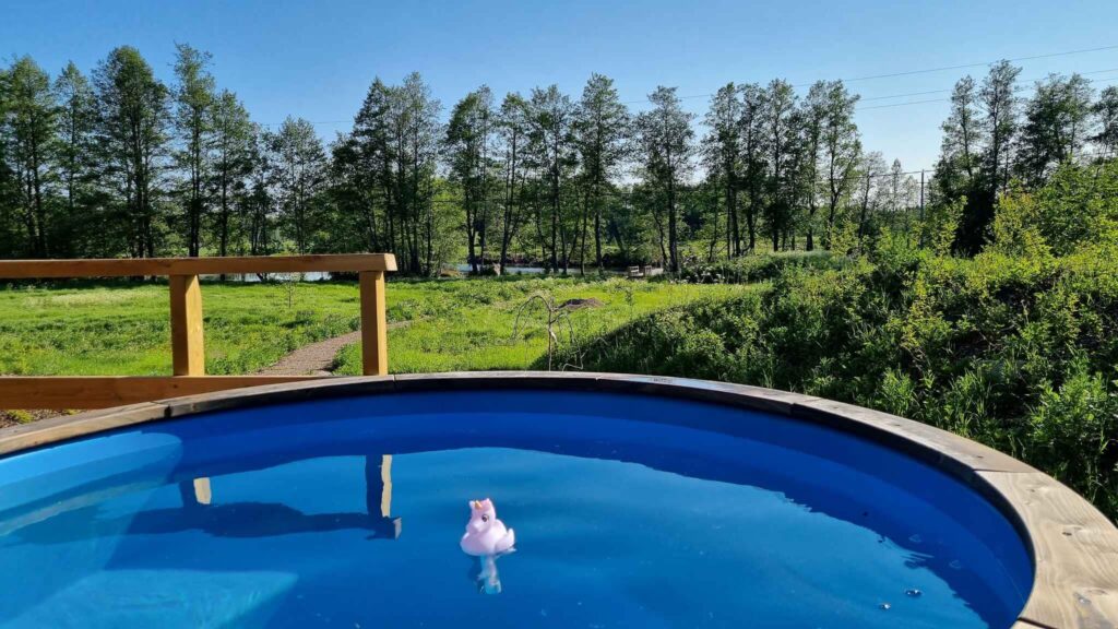Palju Kaunisvirran huvilalla vuokrattavissa. Pyhtää, Etelä-Suomi