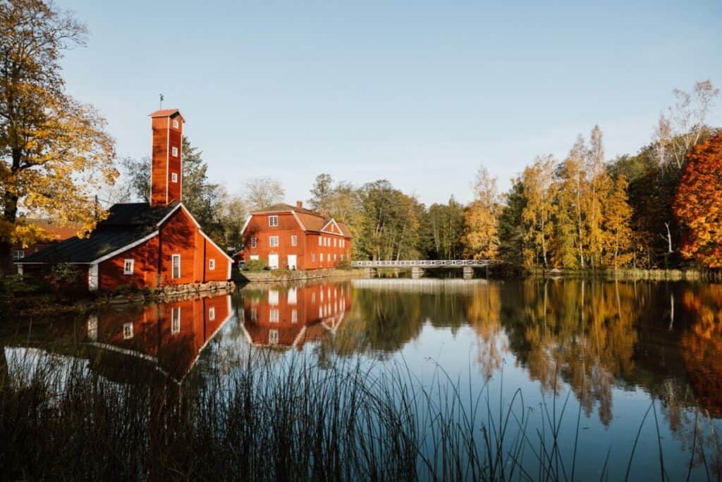 Strömforsin ruukki in Loviisa is one of the best-preserved historic ironworks areas in Finland. The roots of the area date back to the 17th century, and today the ironworks offers a wide range of services for visitors.