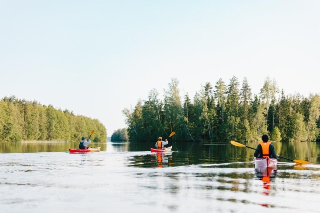 In Kymenlaakso, there are plenty of waterways that are perfect for paddling and short day trips. You can rent canoes and boats from local rental providers.